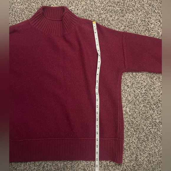 Pink Universal Threads Sweater - Great for Valentines Day! - Picture 8 of 8